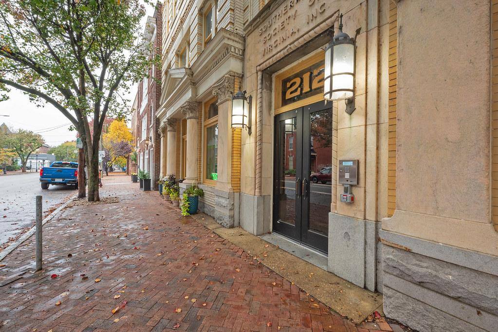 212 E Clay St #3C, Richmond, VA 23219 - Apartment For Rent