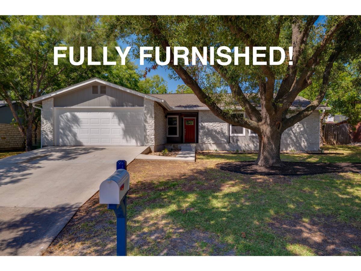 2202 Donna Dr, Taylor, TX 76574 - House For Rent