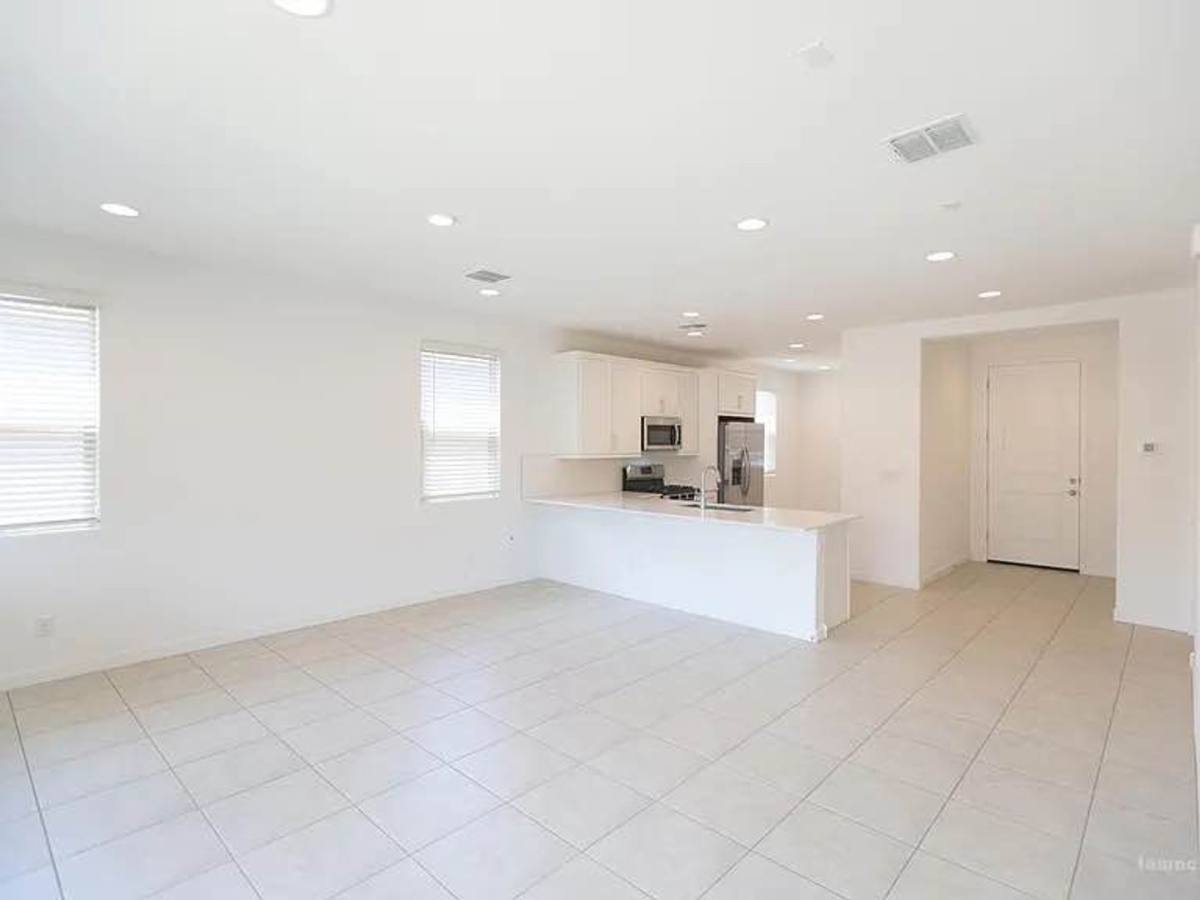 House for rent at 9331 W Glenrosa Ave, Phoenix, AZ 85037