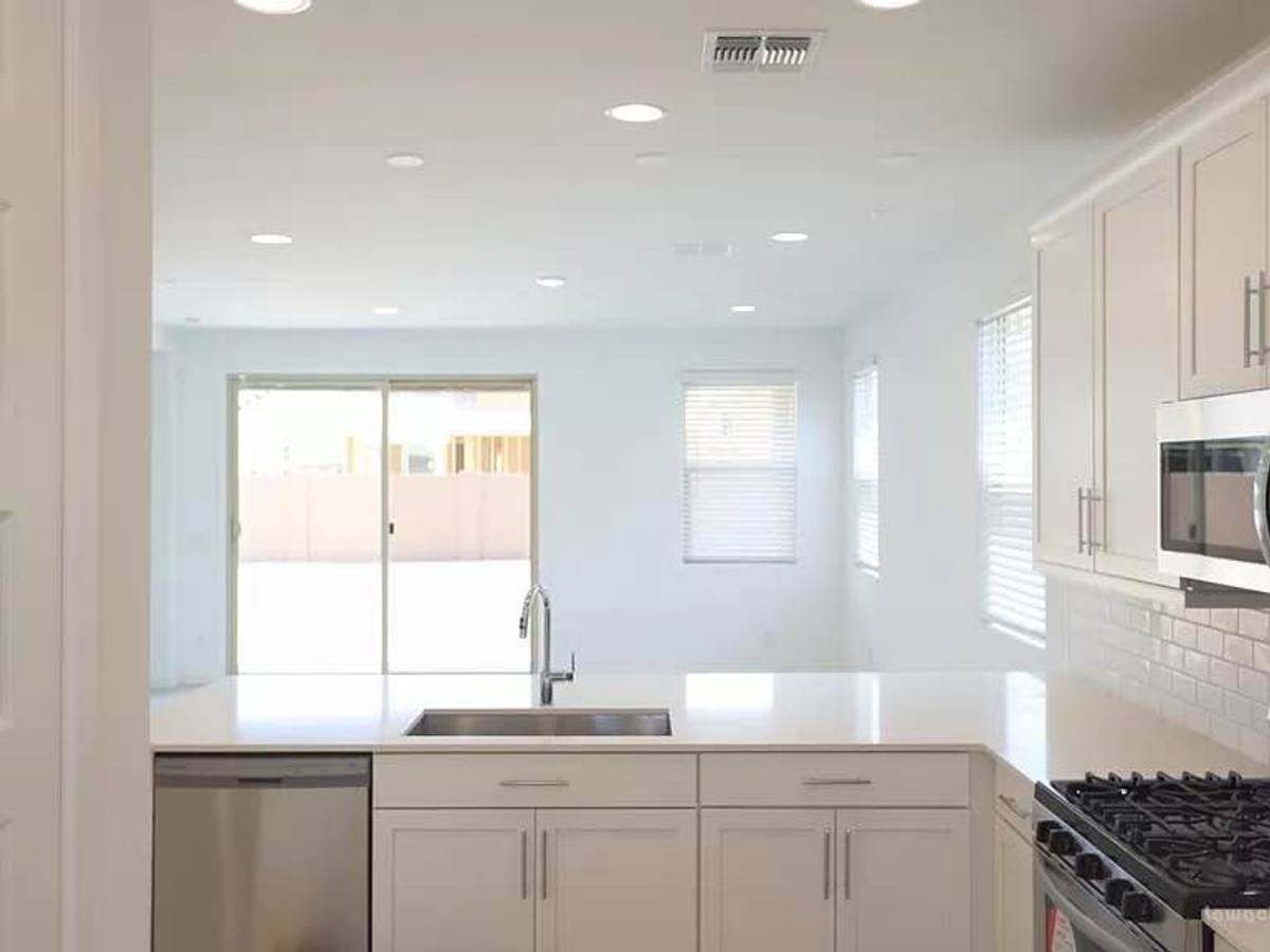 House for rent at 9331 W Glenrosa Ave, Phoenix, AZ 85037