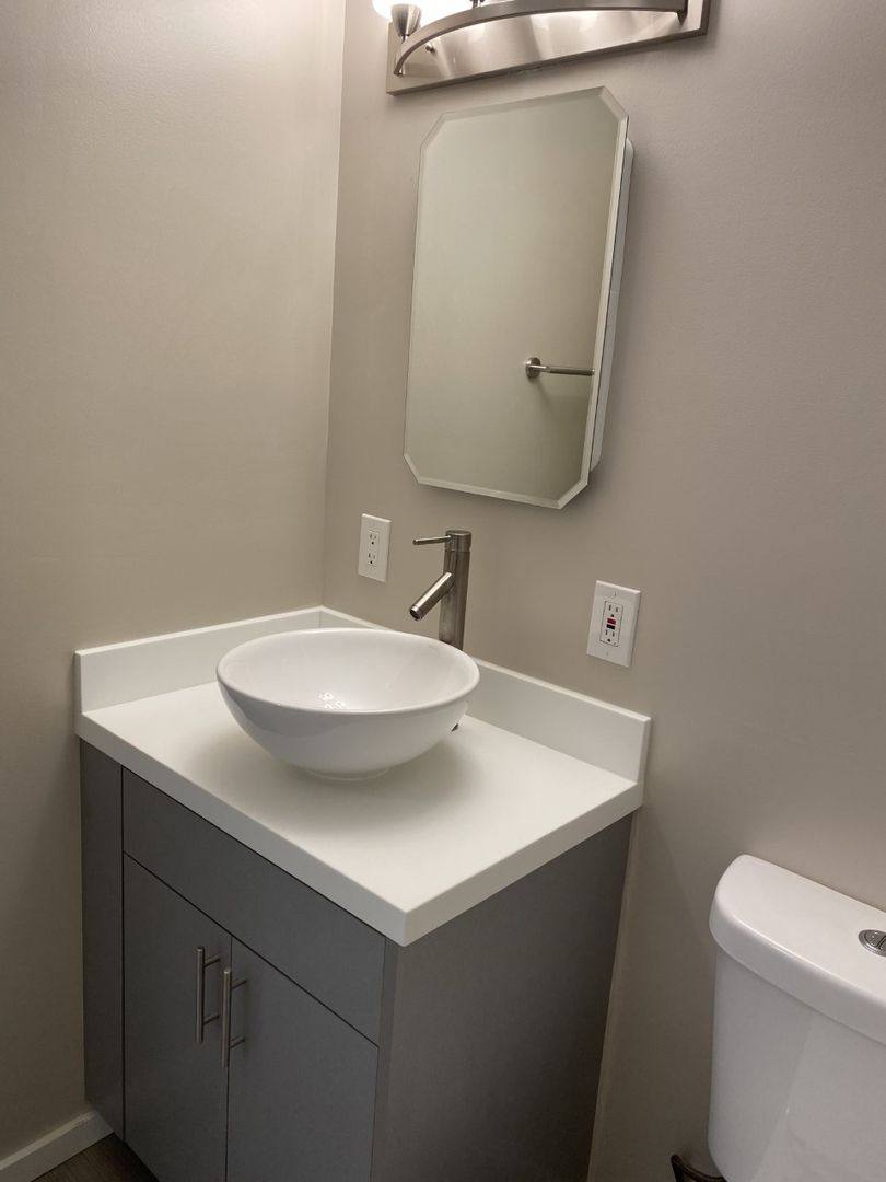 Apartment for rent at 500 W Mercer St, Seattle, WA 98119