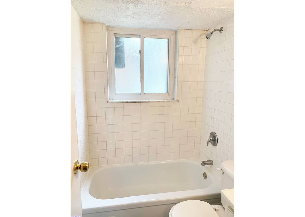Apartment for rent at 3245 Bishop St, Cincinnati, OH 45220