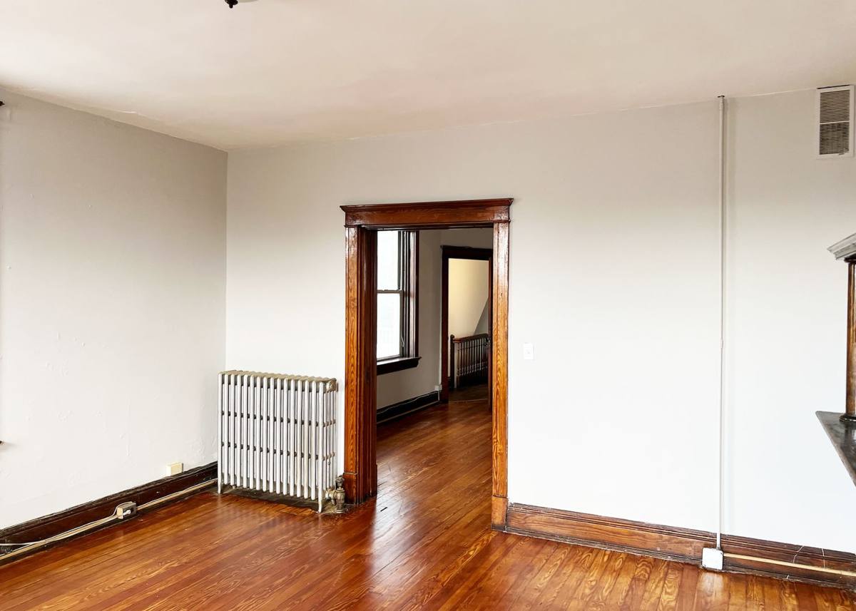 Apartment for rent at 3211 Jefferson Ave, Cincinnati, OH 45220