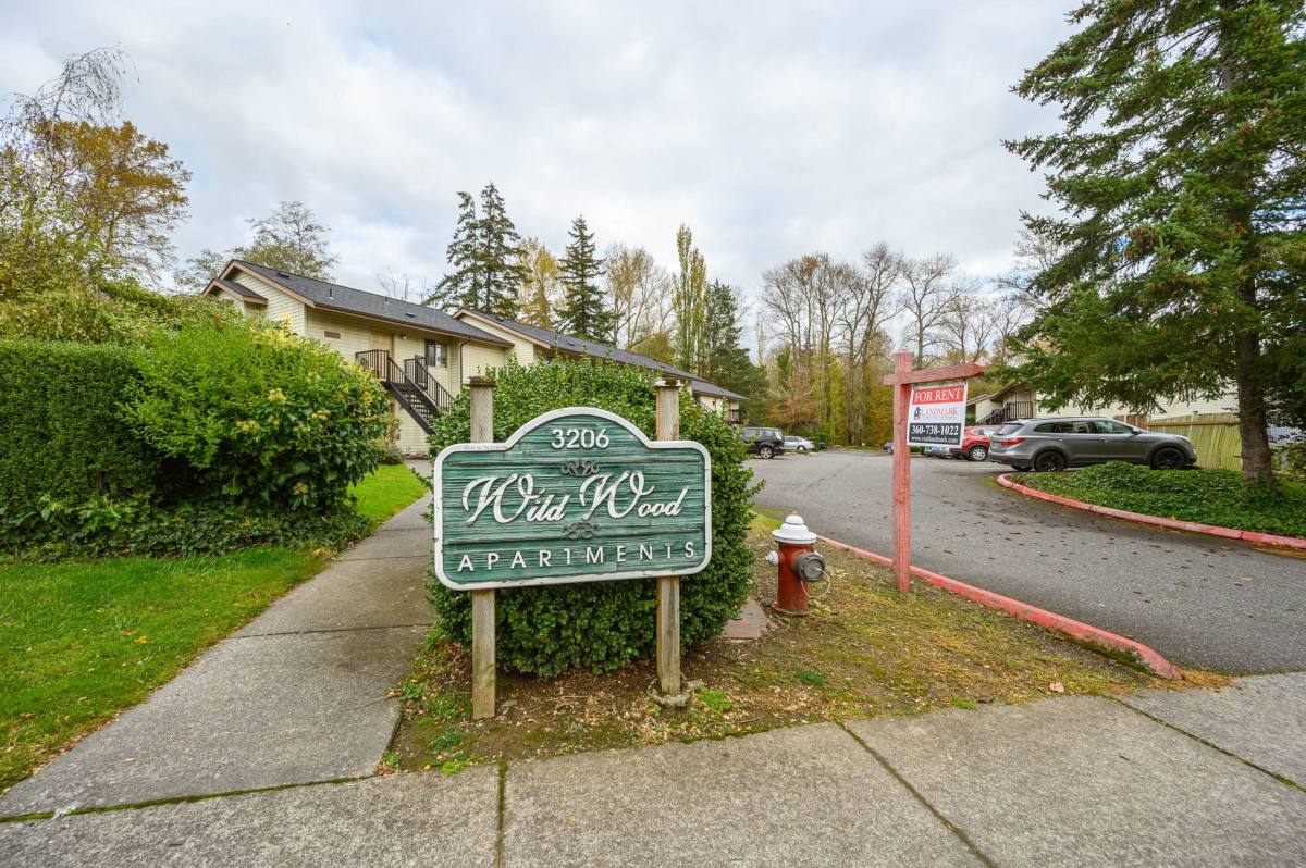 Apartment for rent at 3206 W Maplewood, Bellingham, WA 98225