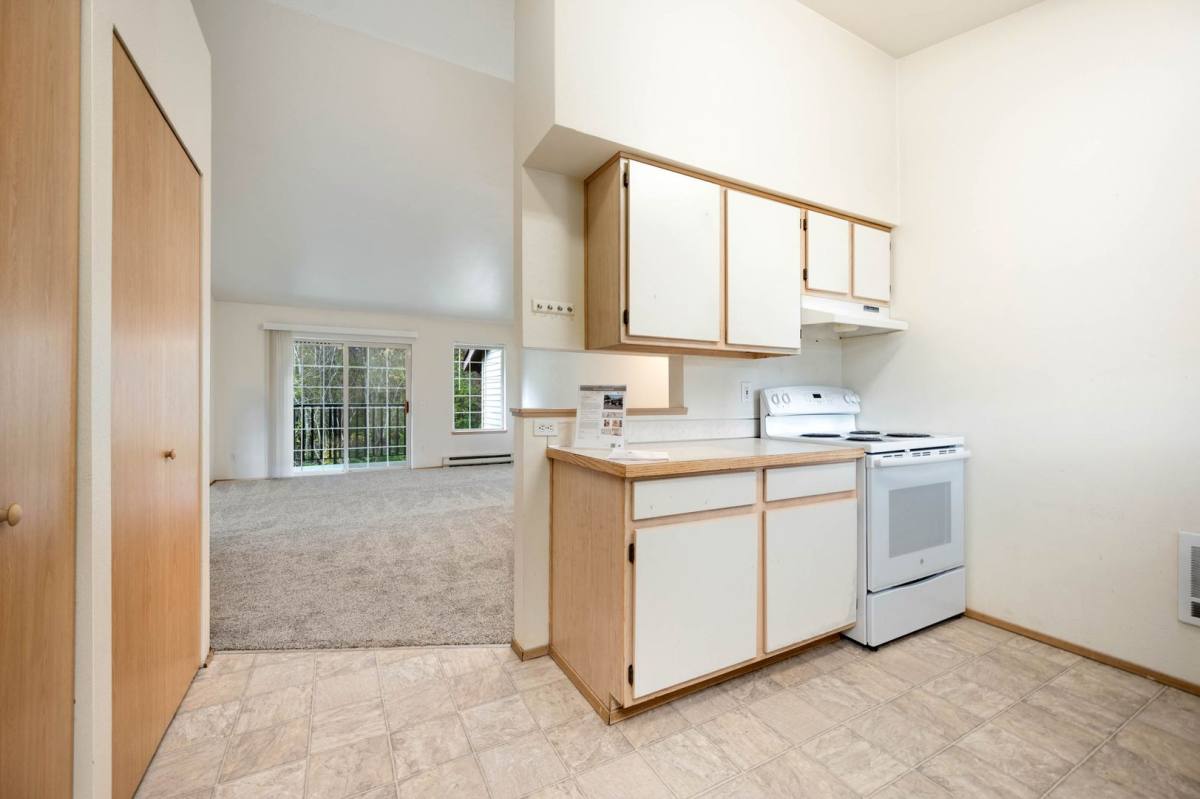 Apartment for rent at 3206 W Maplewood, Bellingham, WA 98225