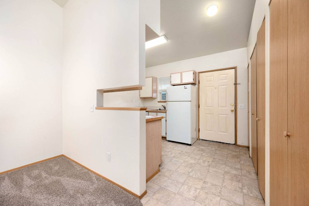 Apartment for rent at 3206 W Maplewood, Bellingham, WA 98225