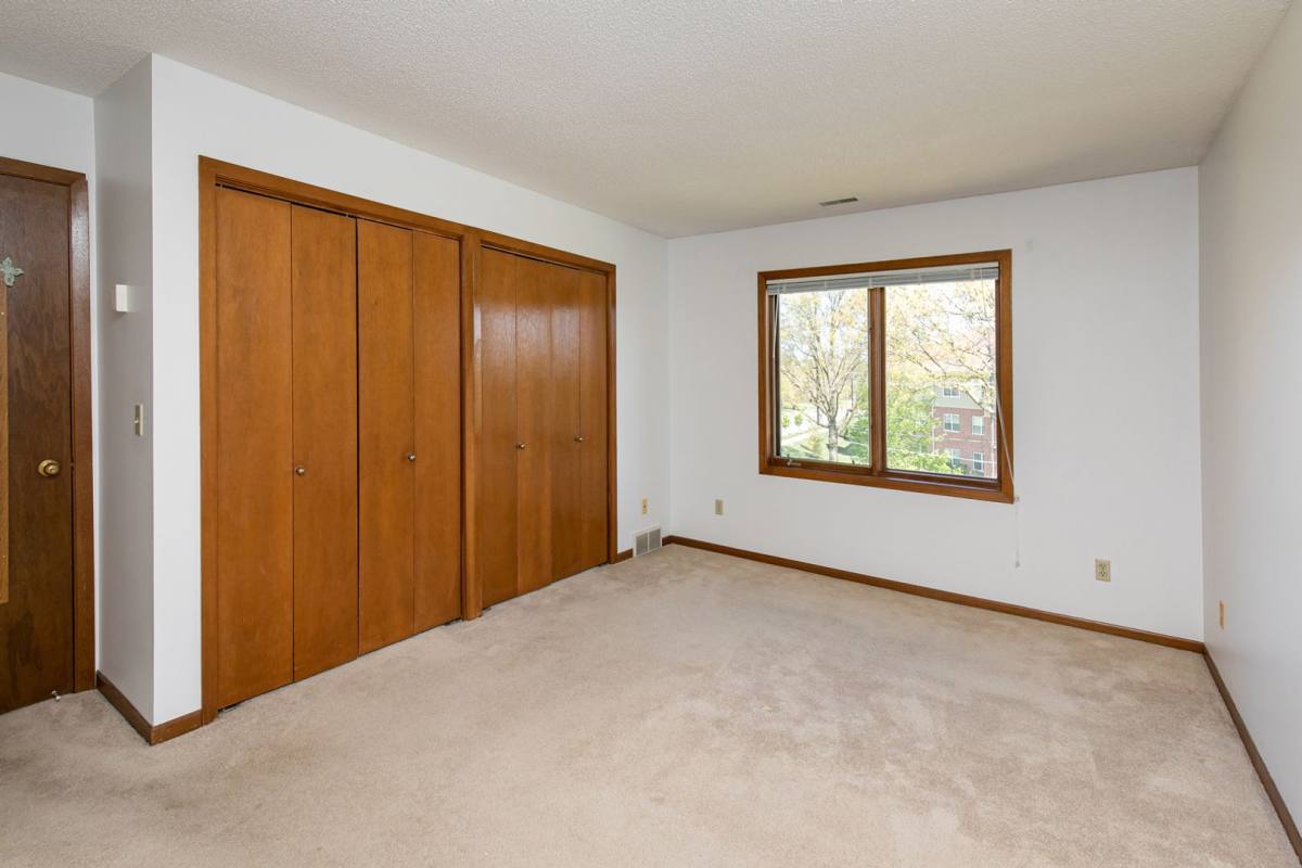 Apartment for rent at 2929 Beaver Ave, Des Moines, IA 50310