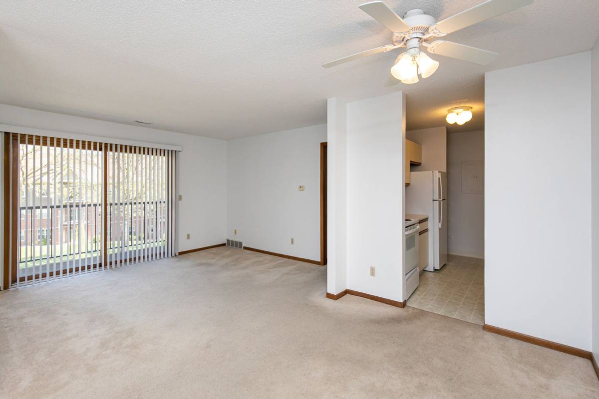 Apartment for rent at 2929 Beaver Ave, Des Moines, IA 50310