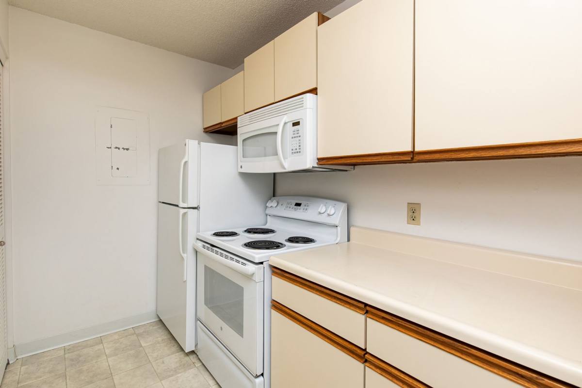 Apartment for rent at 2929 Beaver Ave, Des Moines, IA 50310