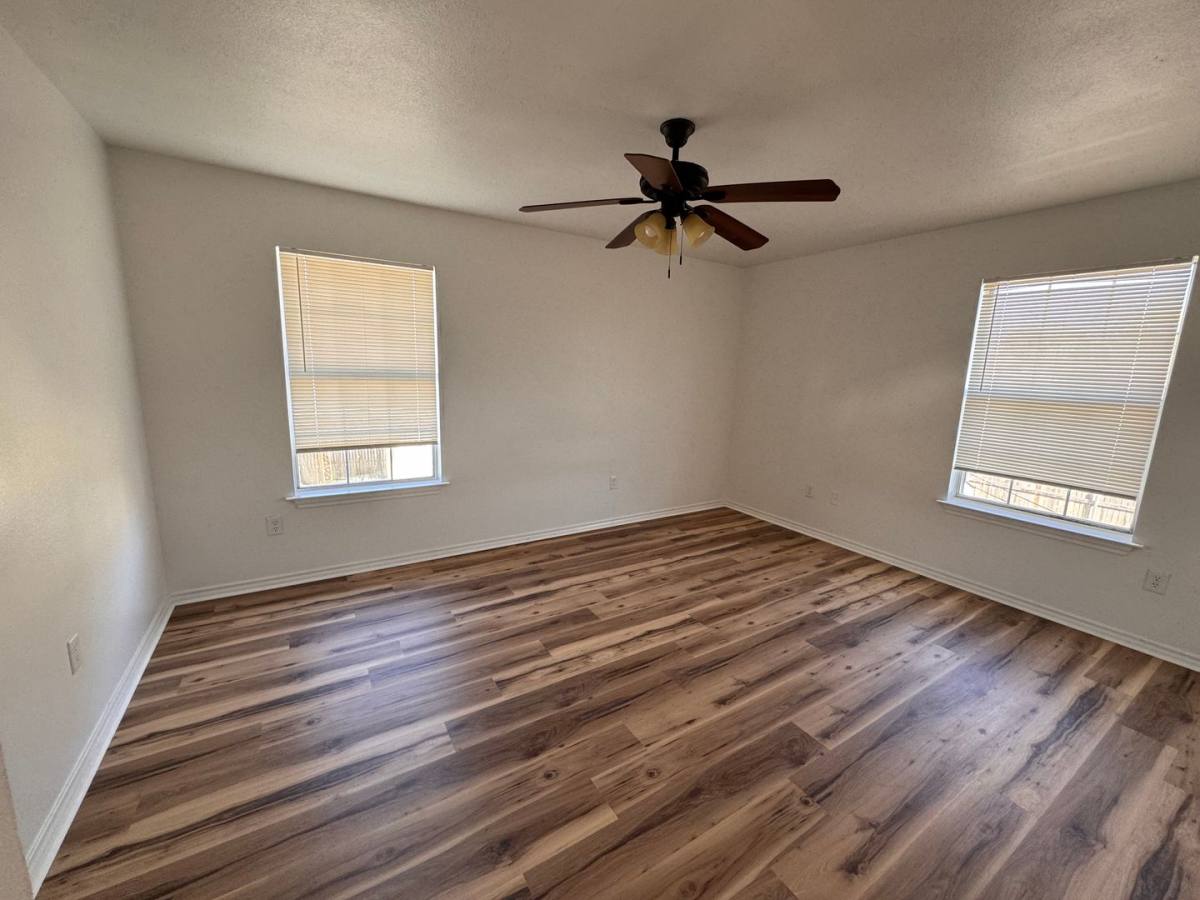 Apartment for rent at 108 McKinley, Garland, TX 75042