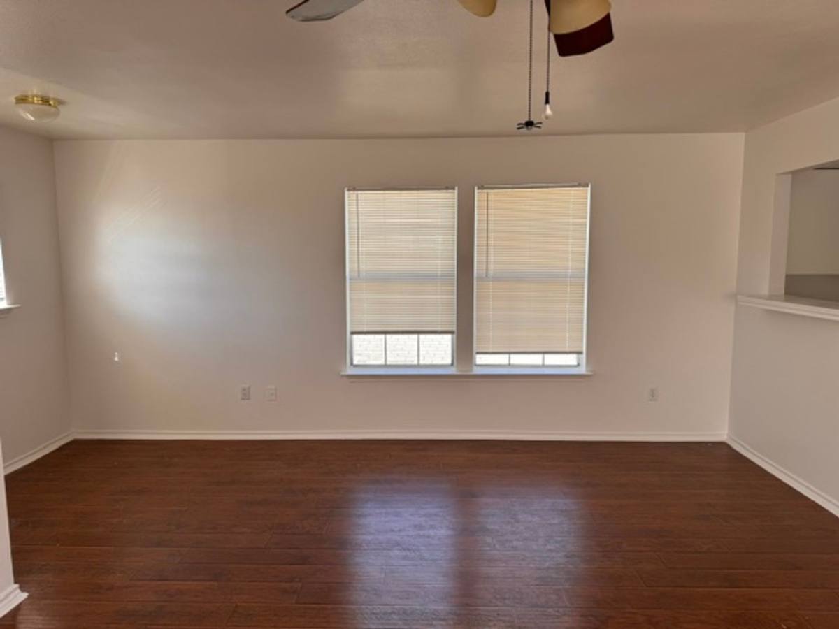 Apartment for rent at 108 McKinley, Garland, TX 75042