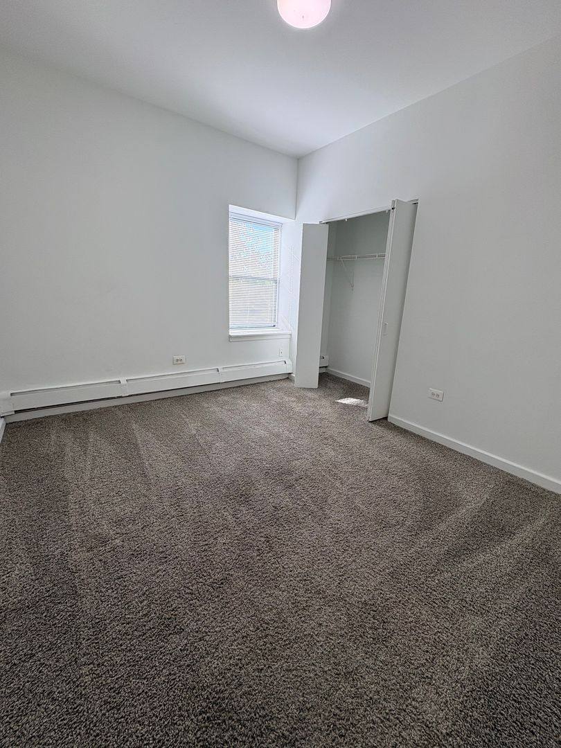 Apartment for rent at 4701 W Maypole Ave, Chicago, IL 60644