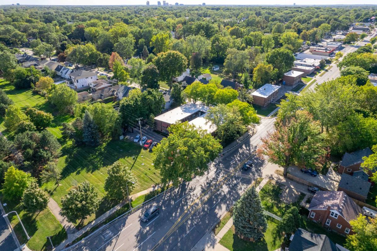 Apartment for rent at 3382 Harvard Rd, Royal Oak, MI 48073