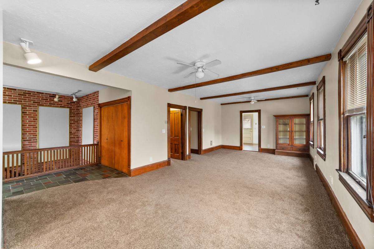 Apartment for rent at 9811 Marietta Ave, Cleveland, OH 44102