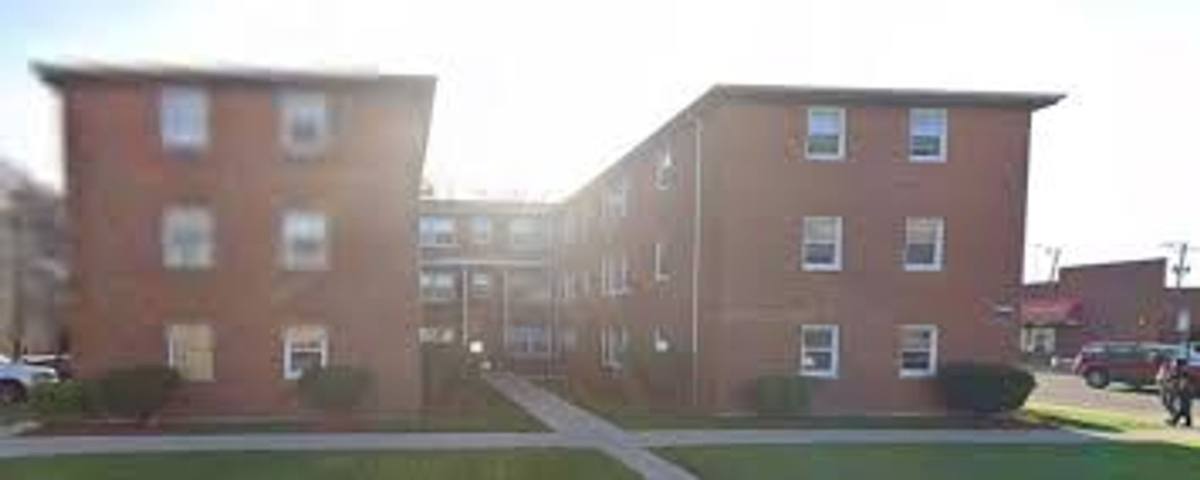 Apartment for rent at 7900-06 S Wabash Ave, Chicago, IL 60619