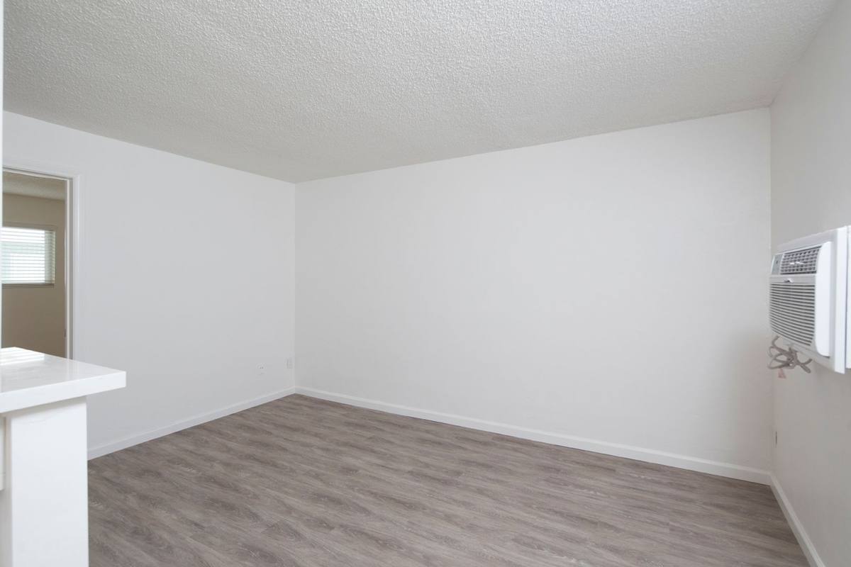 Aztec Pacific, 6623-63 Montezuma Rd, San Diego, CA 92115 - Apartment for Rent - Image 15