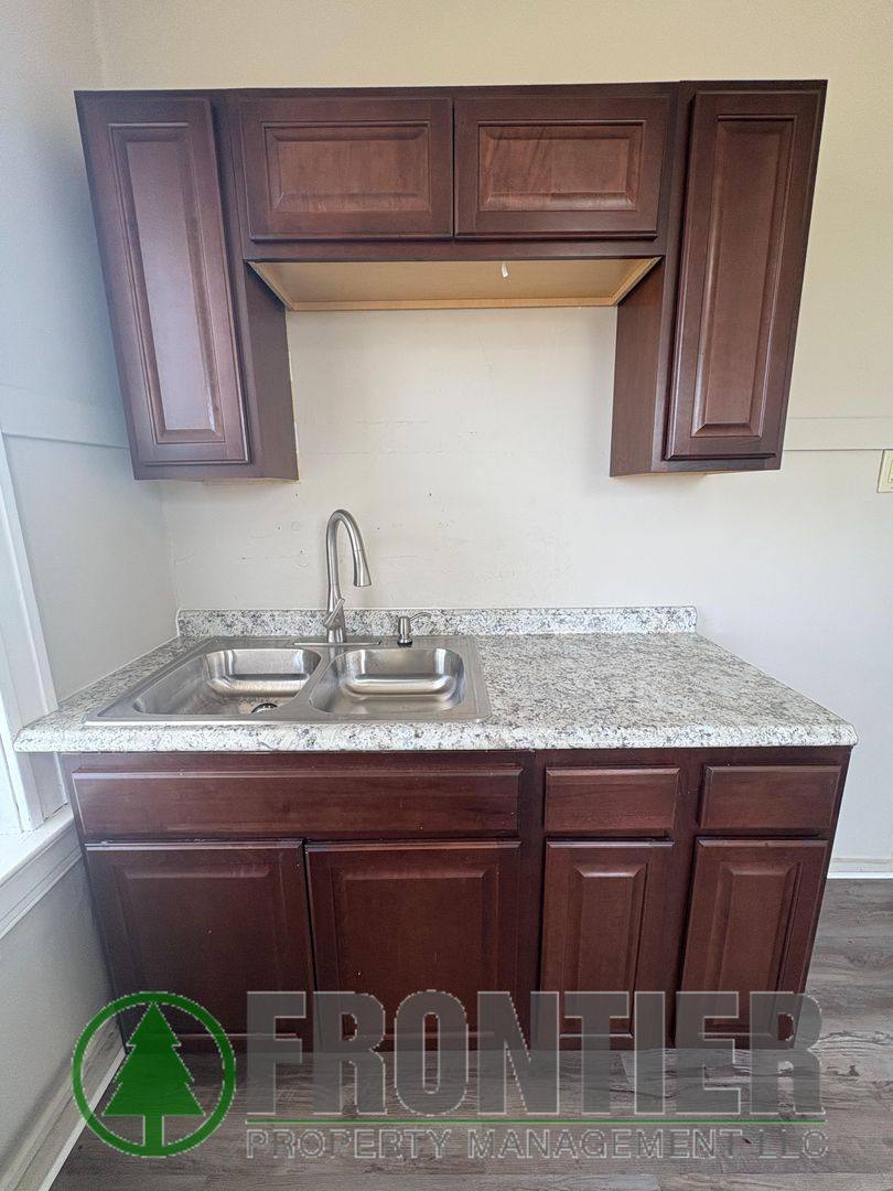 Apartment for rent at 4114 Osceola St, Saint Louis, MO 63116