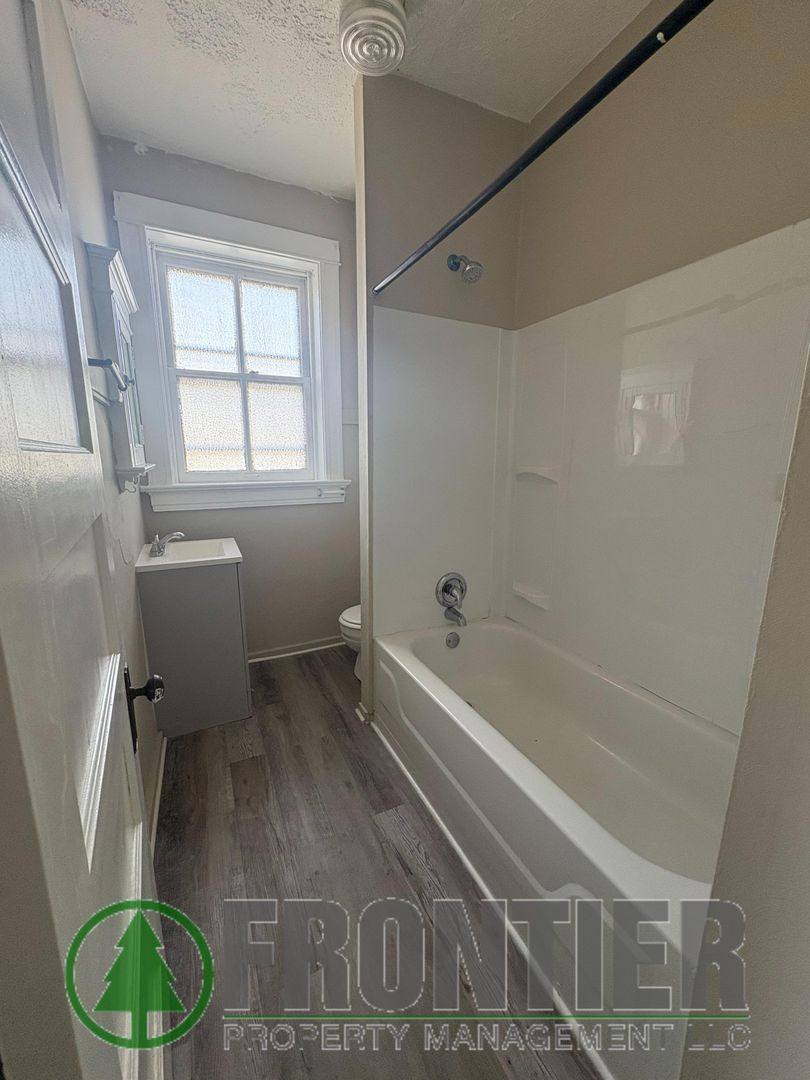 Apartment for rent at 4114 Osceola St, Saint Louis, MO 63116
