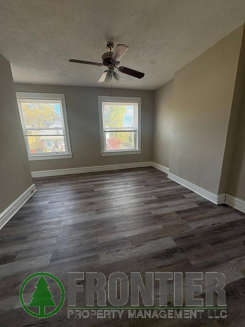 Apartment for rent at 4114 Osceola St, Saint Louis, MO 63116