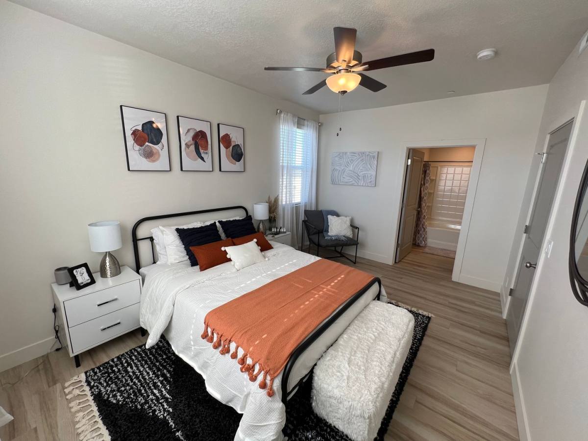 Apartment for rent at 2405 Hinckley Dr, Ogden, UT 84401