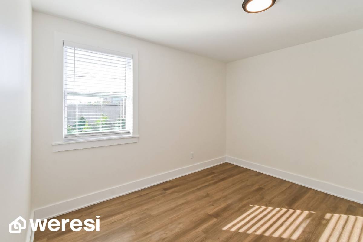 Apartment for rent at 160 Hayden Place, Memphis, TN 38111