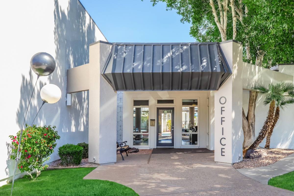 Apartment for rent at 1901 E Osborn Rd, Phoenix, AZ 85016