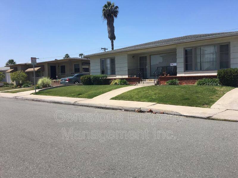 House for rent at 4938 Art St, San Diego, CA 92115