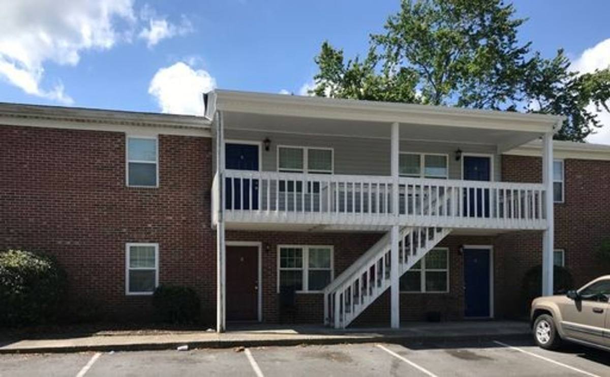 Apartment for rent at 705-711-721 S Church St, Asheboro, NC 27203