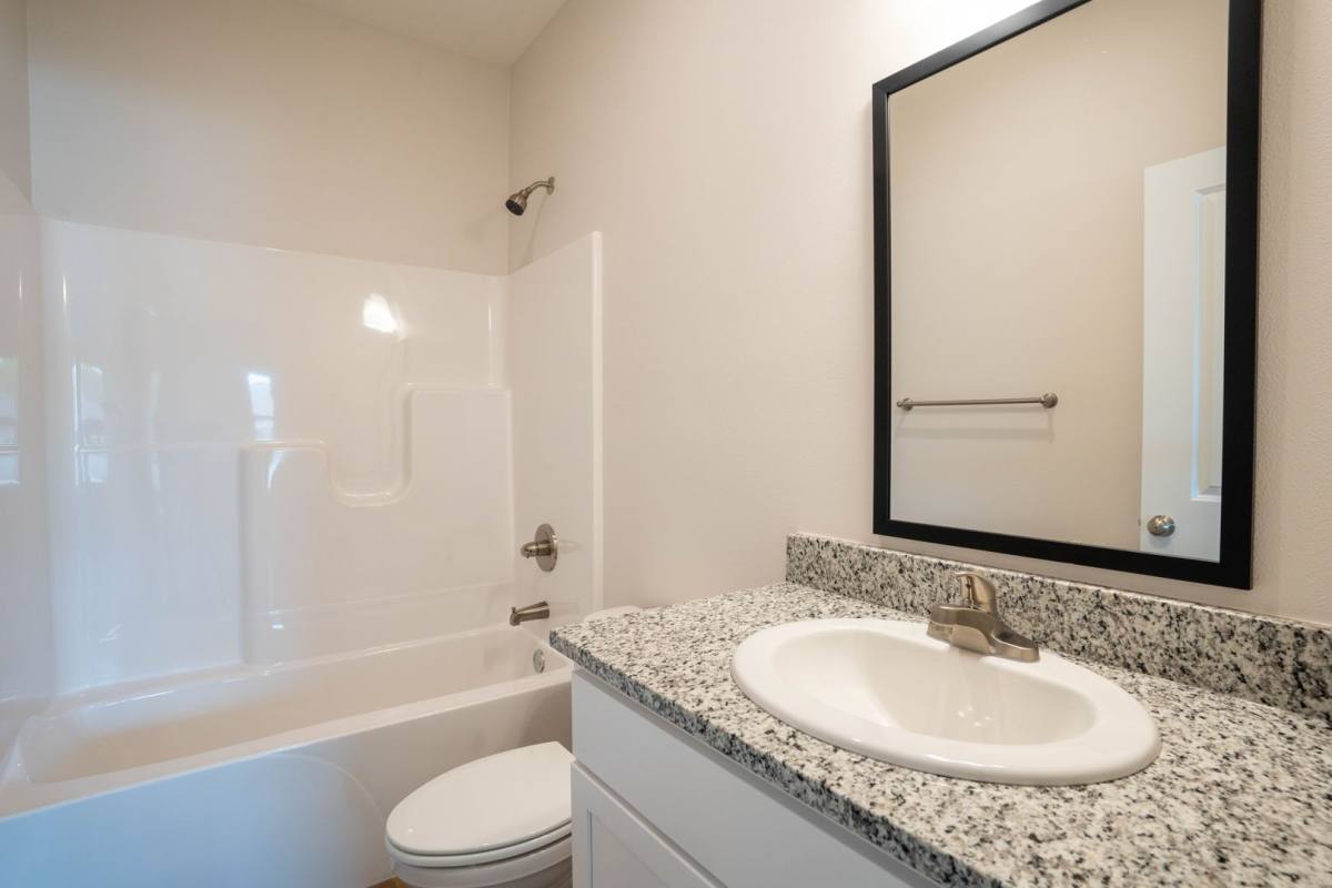 House for rent at 1753 Cash Dr, Mount Vernon, MO 65712