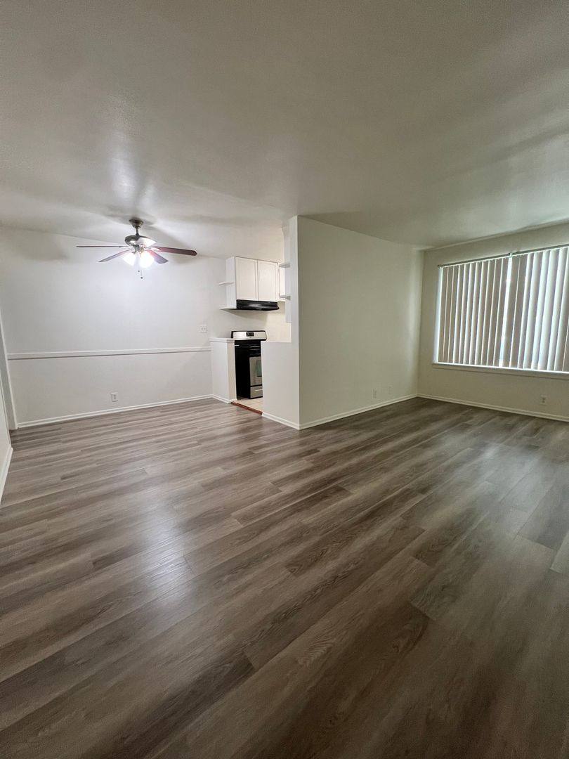 Apartment for rent at 1030 N Oxford Ave, Los Angeles, CA 90029