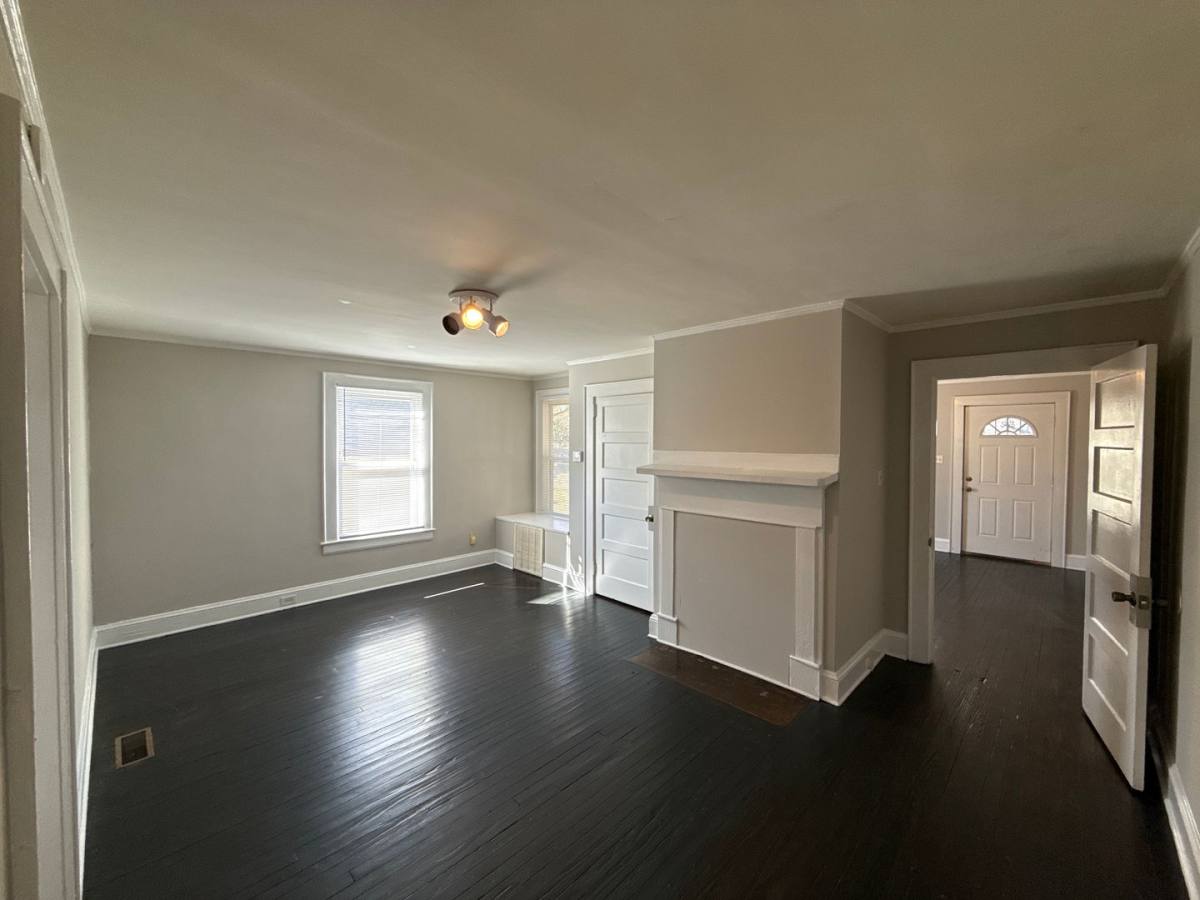Apartment for rent at 904-906 Harrill St, Charlotte, NC 28205