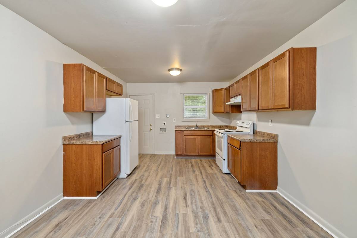 Apartment for rent at 861 Carolina Ave, Sumter, SC 29150