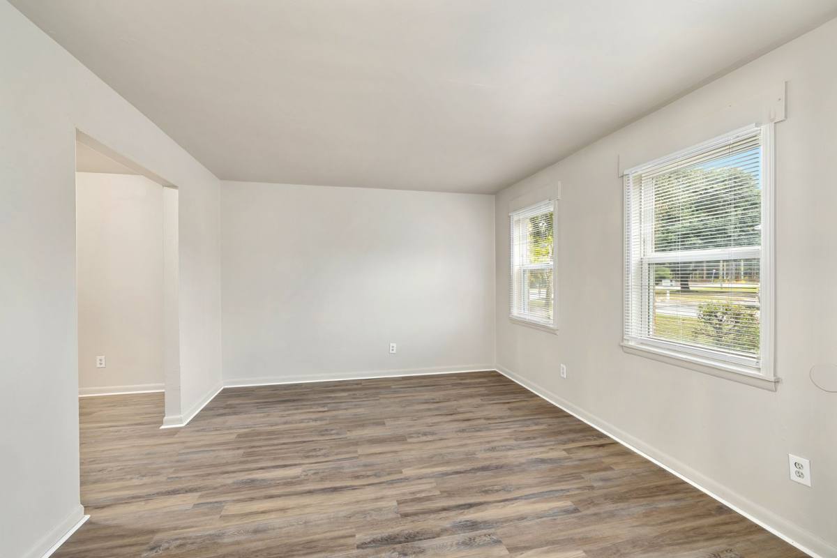 Apartment for rent at 861 Carolina Ave, Sumter, SC 29150