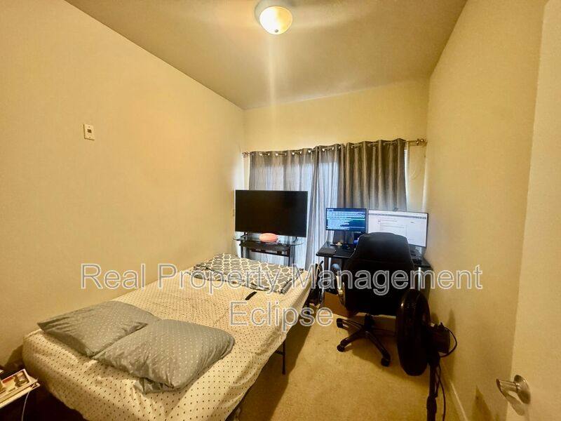 Condo for rent at 2222 152nd Ave NE #306, Redmond, WA 98052