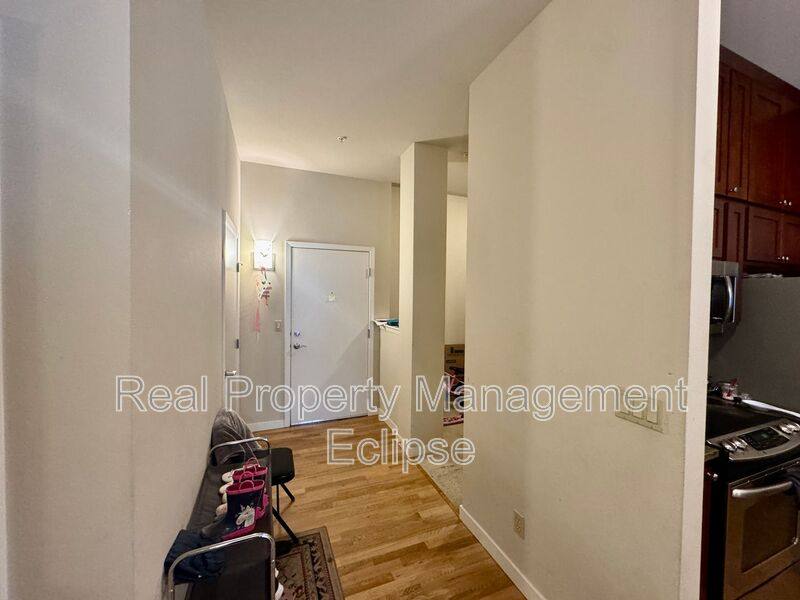 Condo for rent at 2222 152nd Ave NE #306, Redmond, WA 98052