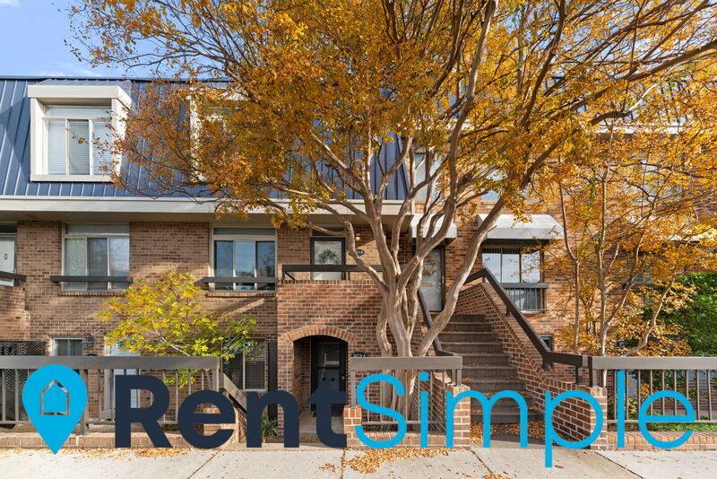 Townhouse for rent at 1673 S Hayes St #A, Arlington, VA 22202