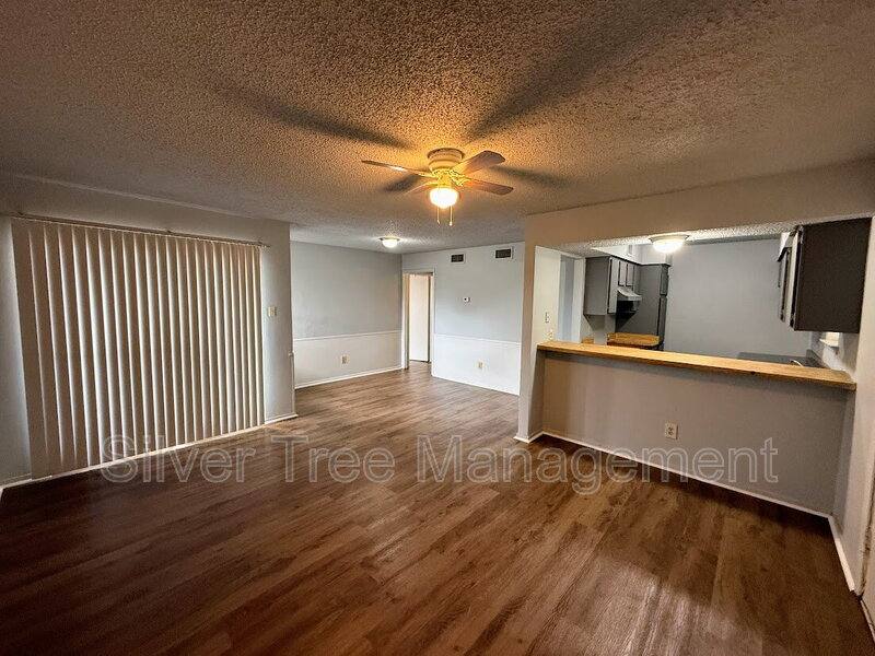 Apartment for rent at 4820 Wellesley Ave #A, Fort Worth, TX 76107