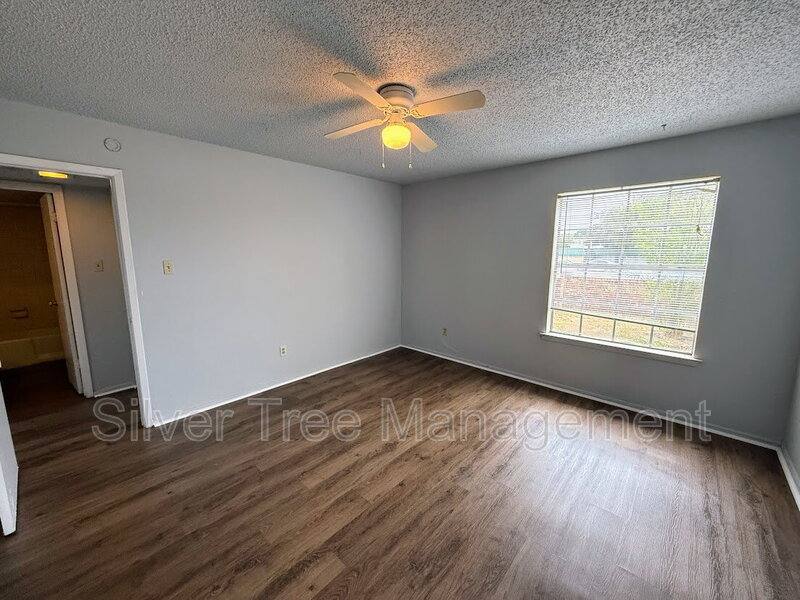 Apartment for rent at 4820 Wellesley Ave #A, Fort Worth, TX 76107