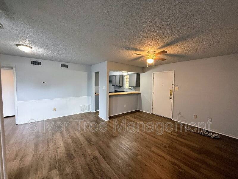 Apartment for rent at 4820 Wellesley Ave #A, Fort Worth, TX 76107