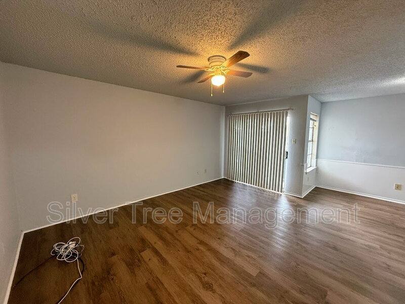 Apartment for rent at 4820 Wellesley Ave #A, Fort Worth, TX 76107