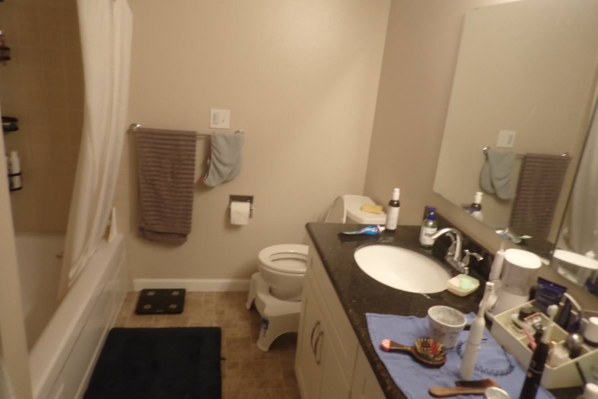 Apartment for rent at 1226 Lakeview Blvd E #2, Seattle, WA 98102