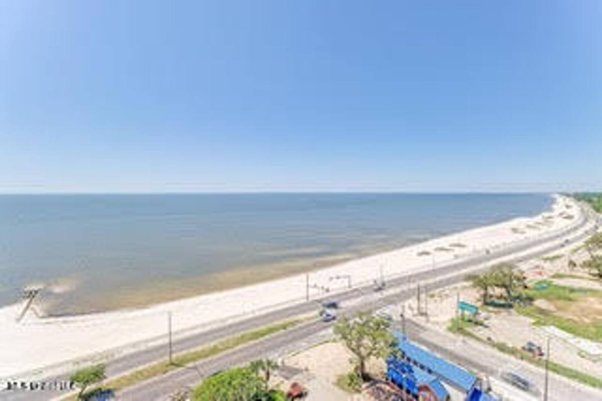 Condo for rent at 2668 Beach Blvd, Biloxi, MS 39531