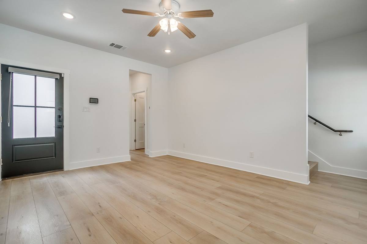 Apartment for rent at 2811 Forest Park Blvd, Fort Worth, TX 76110