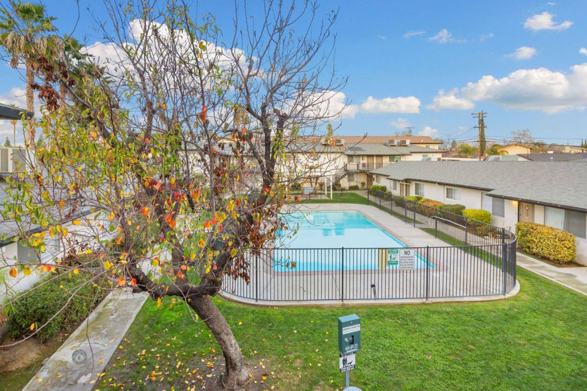 Apartment for rent at 4229-4317 Columbus St, Bakersfield, CA 93306