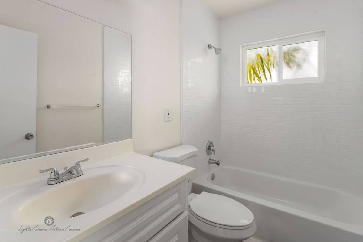 Apartment for rent at 4229-4317 Columbus St, Bakersfield, CA 93306