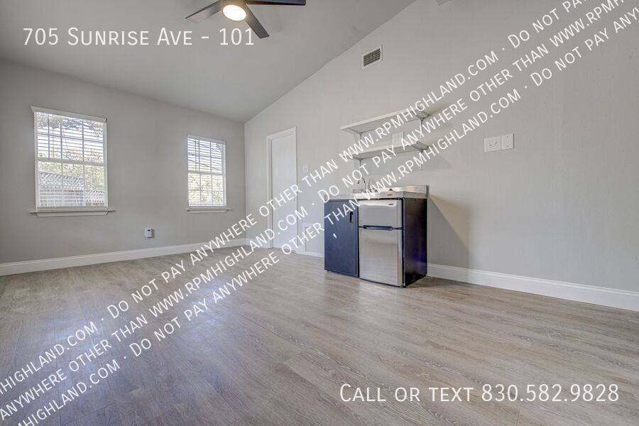 Apartment for rent at 705 Sunrise Ave #101, Llano, TX 78643