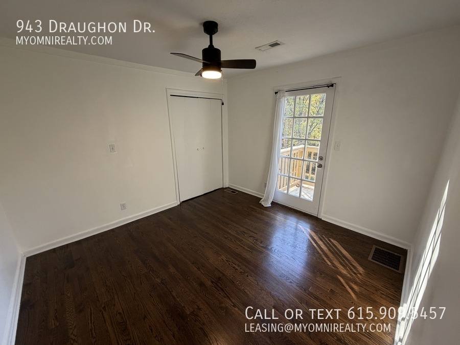 House for rent at 943 Draughon Dr, Greenbrier, TN 37073