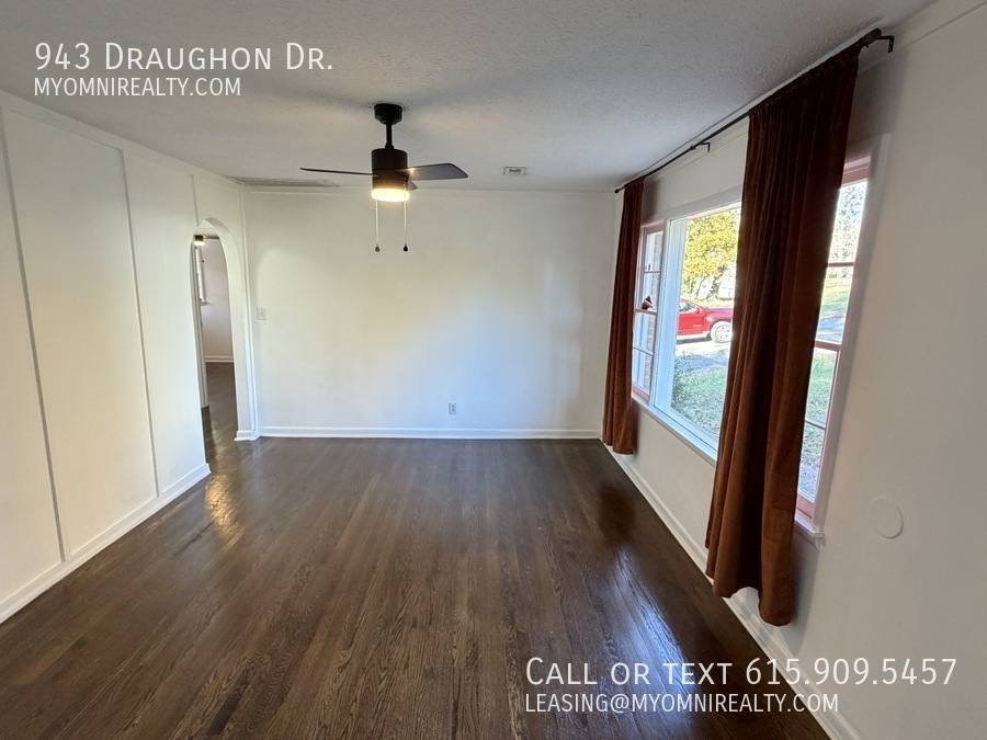 House for rent at 943 Draughon Dr, Greenbrier, TN 37073
