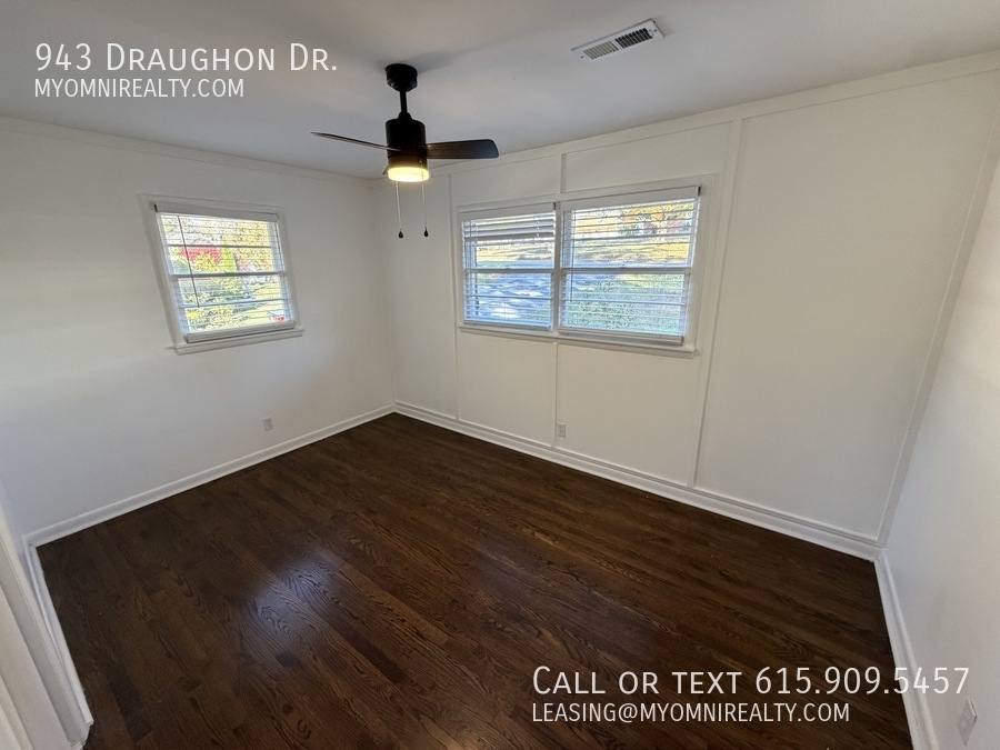 House for rent at 943 Draughon Dr, Greenbrier, TN 37073