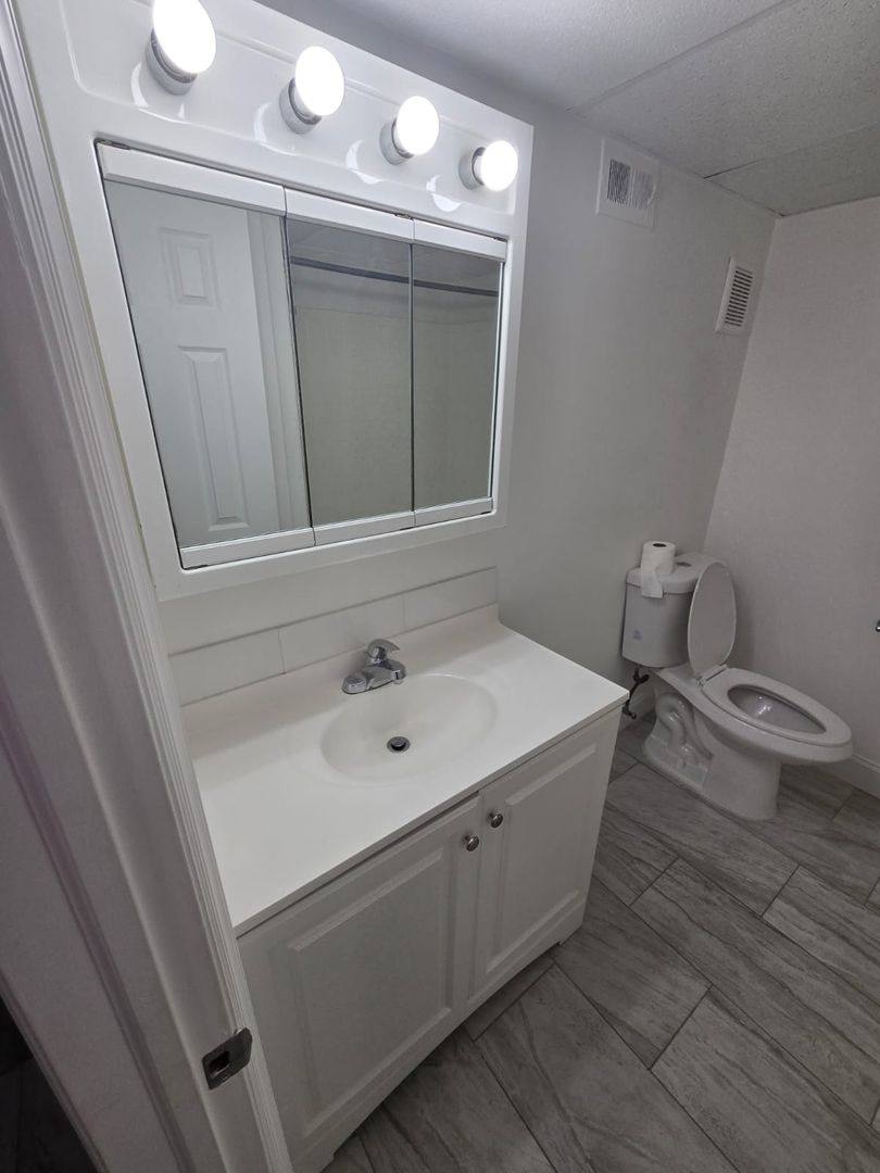 Apartment for rent at 1000 Ivorie Court, Burlington, NJ 08016